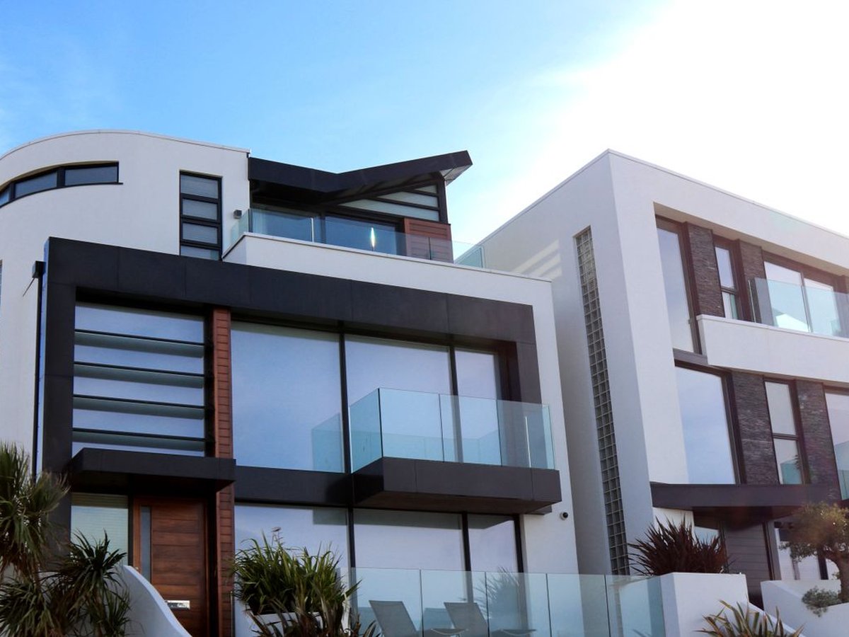 Modern architect-designed homes — the outcome of a well-managed project